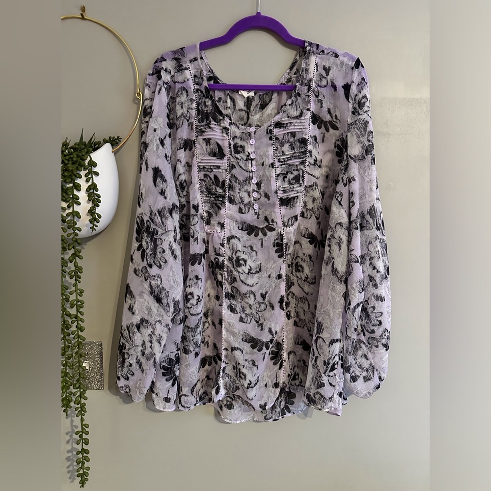 DC floral sheer blouse size 20 ?